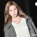IZ*ONE出身キム・ミンジュ、日本の電車内で美デコルテ輝くコーデ披露「絵になる美しさ」「オーラ隠せてない」と話題 画像