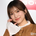 矢吹奈子、ミニスカ×ベレー帽姿で美脚披露「お人形さんみたい」「スタイル良すぎ」と反響 画像