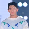 「脱出おひとり島」出演“イケメンカフェオーナー”イ・ジンソク、爽やかコーデで日本イベント登場【関コレ2026A/W】 画像