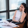 落ち込みやすい人は自分を「過大評価しすぎ」かも⁉ 人材育成のプロが教える、「自信がない」という悩みの正体