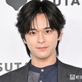 2.5次元「刀剣乱舞」で話題の大友至恩、憧れの俳優明かす「何、この表情変化？ってなって」【大友至恩1st写真集 FOCUS】 画像