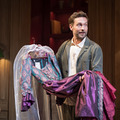 NTLive　『人間嫌い』 Photo © Marc Brenner