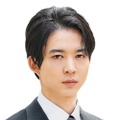 「お前のほうからキスしてくれよ」やまやで／シュークリームPOP／ＮＢＣユニバーサル・エンターテイメント
