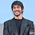阿部寛、最新ビジュアルの“激痩せ”姿に反響「VIVANTの野崎とは正反対」「別人のよう」 画像