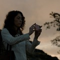 『Blue Heron／ブルーヘロン』© 2025 NINE BEHIND PRODUCTIONS LTD. BODDAH RIOTFILM KFT.