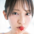 日向坂46金村美玖、絶景・遊園地で多彩な表情 2nd写真集裏表紙4種一挙解禁【機微】 画像