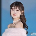 Netflix「ダウンタイム」で話題・鶴嶋乃愛、オフショルから美デコルテ際立つ「上品で綺麗」「透明感すごい」と反響続々【ガルアワ2026A/W】 画像