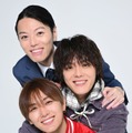“室三兄弟”龍太・たつき・将也、なにわ男子・藤原丈一郎も目撃した“パワフルオカン”エピソード「家に泊まりに来たことがあり…」【「ムロ家のアカンタレ」インタビュー後編】 画像
