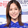 鷲見玲奈、ミニスカゴルフウェアでスラリ美脚「スタイル抜群」「脚が長い」の声 画像