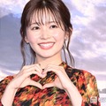 久間田琳加、美脚際立つスリットスカートコーデ披露「大人っぽくて素敵」「脚長」の声 画像