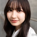 仮面高校生の妹で話題・すなずりかりん、美脚際立つバルーンミニスカコーデに反響「身体の半分以上脚」「スラッとしててスタイル抜群」 画像