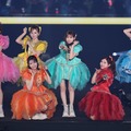 FRUITS ZIPPER「カワコレ TGC」大トリで6曲ノンストップパフォーマンス “音響ハプニング”も笑顔で乗り越える【セットリスト】 画像