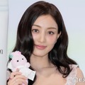 TWICEジヒョ、スラリ引き締まった美ウエスト際立つへそ出しコーデ披露「スタイル良すぎ」「まさに女神降臨」の声 画像
