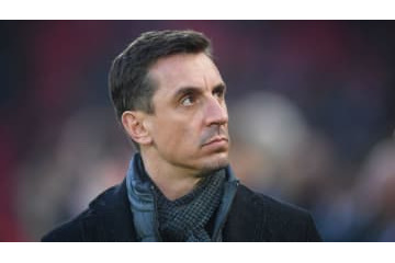 リヴァプールの衝撃敗北、「G・ネヴィルのはしゃぎっぷり」がこれ 画像