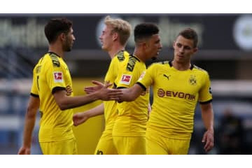 ドルトムント、得点にならなかった「伝説未遂の崩し」がハンパない 画像