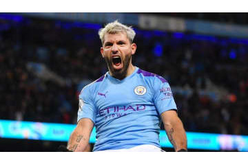 アグエロ、誕生日に貰った「オリジナルBBQマシン」がすごすぎる 画像