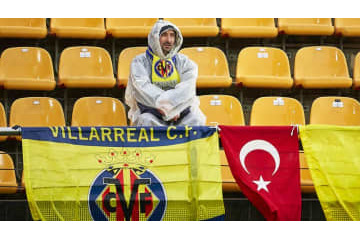 ビジャレアルが飾る「サポーターの写真看板」、その作り方がこれ！ 画像