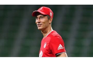 バイエルン8連覇！レヴァンドフスキが明かす「お肉の話」がおもしろい 画像