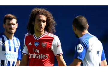 首絞めのアーセナルMF、「お前の一生分以上の金を稼いでる」と相手を罵倒 画像