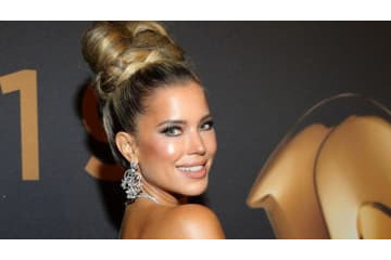 ファンデルファールト元嫁、42歳の超スタイルがまぶしい 画像