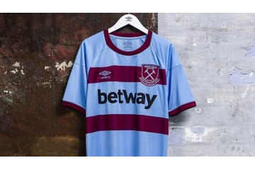 ウェストハム、2020-21新アウェイユニフォーム発表！デザインは「黄金の60年代」 画像