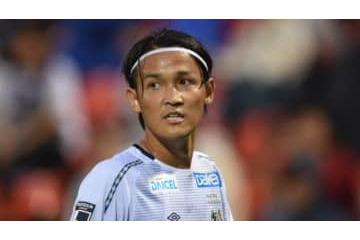 海外もザワつく！宇佐美貴史、日本人離れした「弾丸ミサイルシュート」がこれ 画像