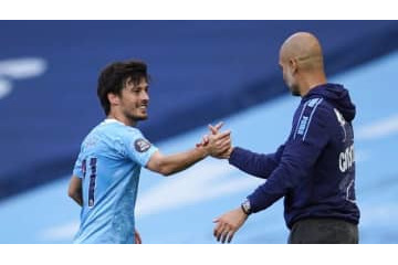 シティ退団ダビド・シルバ、セリエA移籍は「ほぼ合意」？SDとの会食も 画像