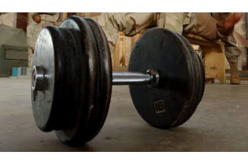 この筋肉、スゲぇぞ！「人気モデル兼サッカー選手」の体が話題 画像