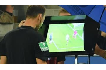 史上最悪のVAR？アルナウトヴィッチの「謎すぎるゴール取り消し」がこれ 画像