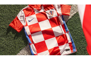 クロアチア代表、EURO2020新ユニフォーム発表！「ダークカラー再び登場」 画像