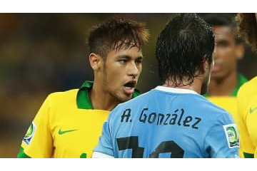 ネイマール騒動のアルバロ・ゴンサレス、同姓同名の別人選手がSNS炎上 画像