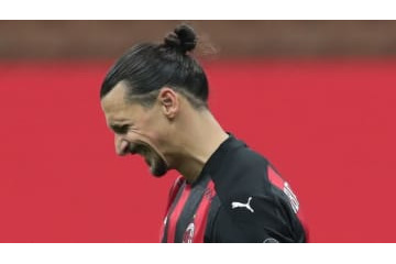 またPK失敗のイブラ、10歳年下のGKからおちょくられていた 画像