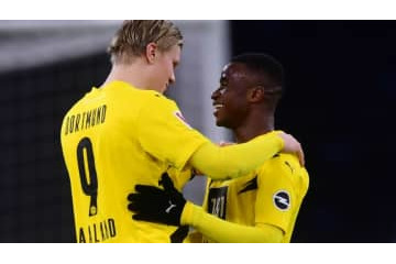 16歳と1日のムココ、「ニコニコ」でブンデス史上最年少デビュー！ 画像