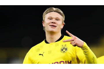 CL史上最速ゴール記録！ホーランの「鬼シュート2発」がエグい 画像