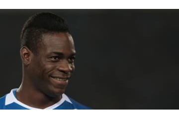 バロテッリ、セリエBモンツァ加入が決定！いい笑顔がこちら 画像