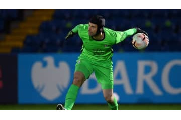 38歳チェフ、現役復帰！ “生まれてすらいなかった“16歳に失点する 画像