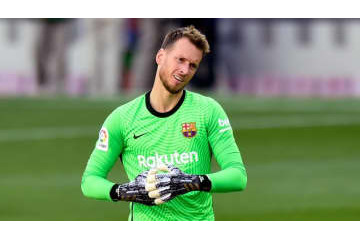 アーセナル移籍志願も…クーマン、バルサGKネト放出を拒絶 画像