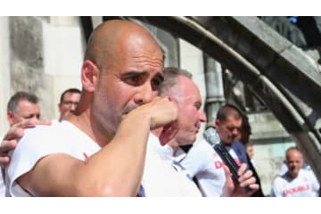 「ペップも私も泣いた…」ルンメニゲが明かすバイエルン退団決定の夜 画像