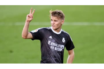 ウーデゴール、古巣を蹴ってアーセナルを選ぶ！監督が認める 画像