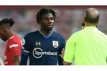 サウサンプトンで超速退場した19歳、「人種差別」の餌食に…警察も動く 画像