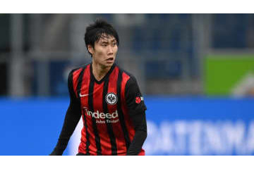 「なんてパスだ…信じられない」 鎌田大地、海外をザワつかせた“天才フィード”がこれ 画像