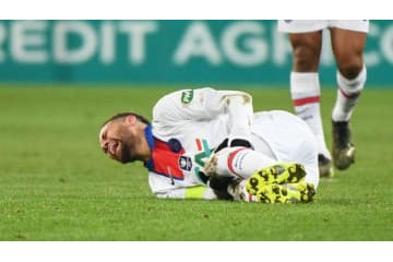 ネイマール、4週間の離脱…バルサ戦も欠場 画像