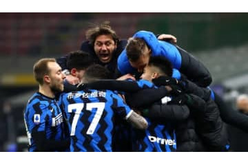 「ティキタカか速攻、どっちがいい？教えてくれ」コンテ監督がインスタで聞く 画像