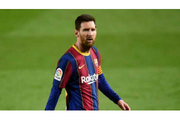 メッシに「君のシャツもくれよ」と言われたGK、リアクションが話題 画像