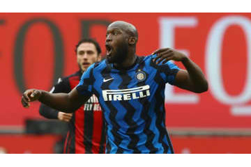 「怪物ルカクはアメフトもやれる」 コンテ監督がまた推す 画像