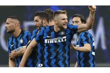 ピレリと契約終了のインテル、「アダルトチャット会社」から“30億円オファー”か 画像