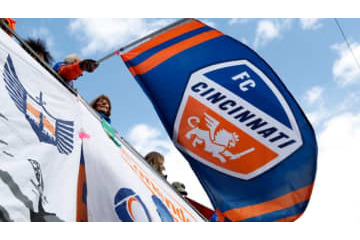 これはアガる！久保裕也のMLSシンシナティ、新スタジアムの「LED電光演出」が超カッコイイ 画像