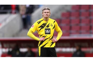 怪物ホーラン、試合後に不満爆発！相手選手にユニフォームを投げて立ち去る 画像