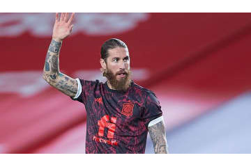 セルヒオ・ラモス両親、カメラの前で願う「レアルに残らせて」 画像