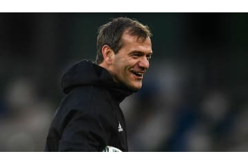 元ユナイテッドGKキャロルがやられる…驚愕の「30m強のヘディングゴール」 画像